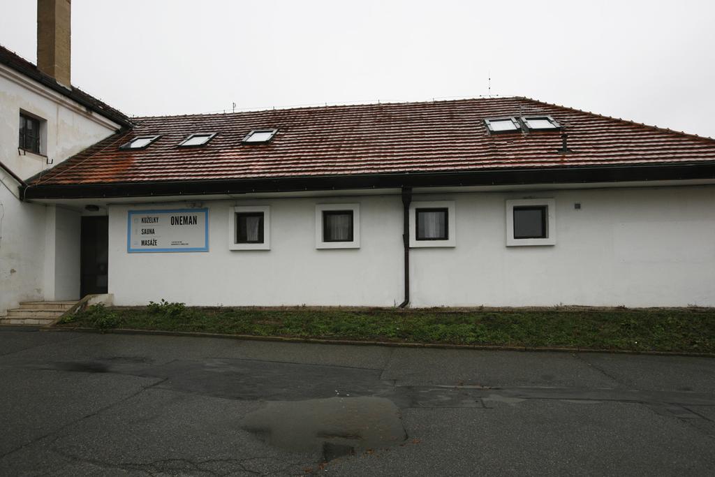Oneman Hostel Praga Zewnętrze zdjęcie